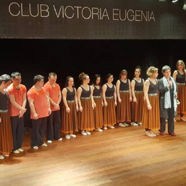 Equipo de Verdini en el Vistoria Eugenia dando el premio Verdini a Elena Aguilera